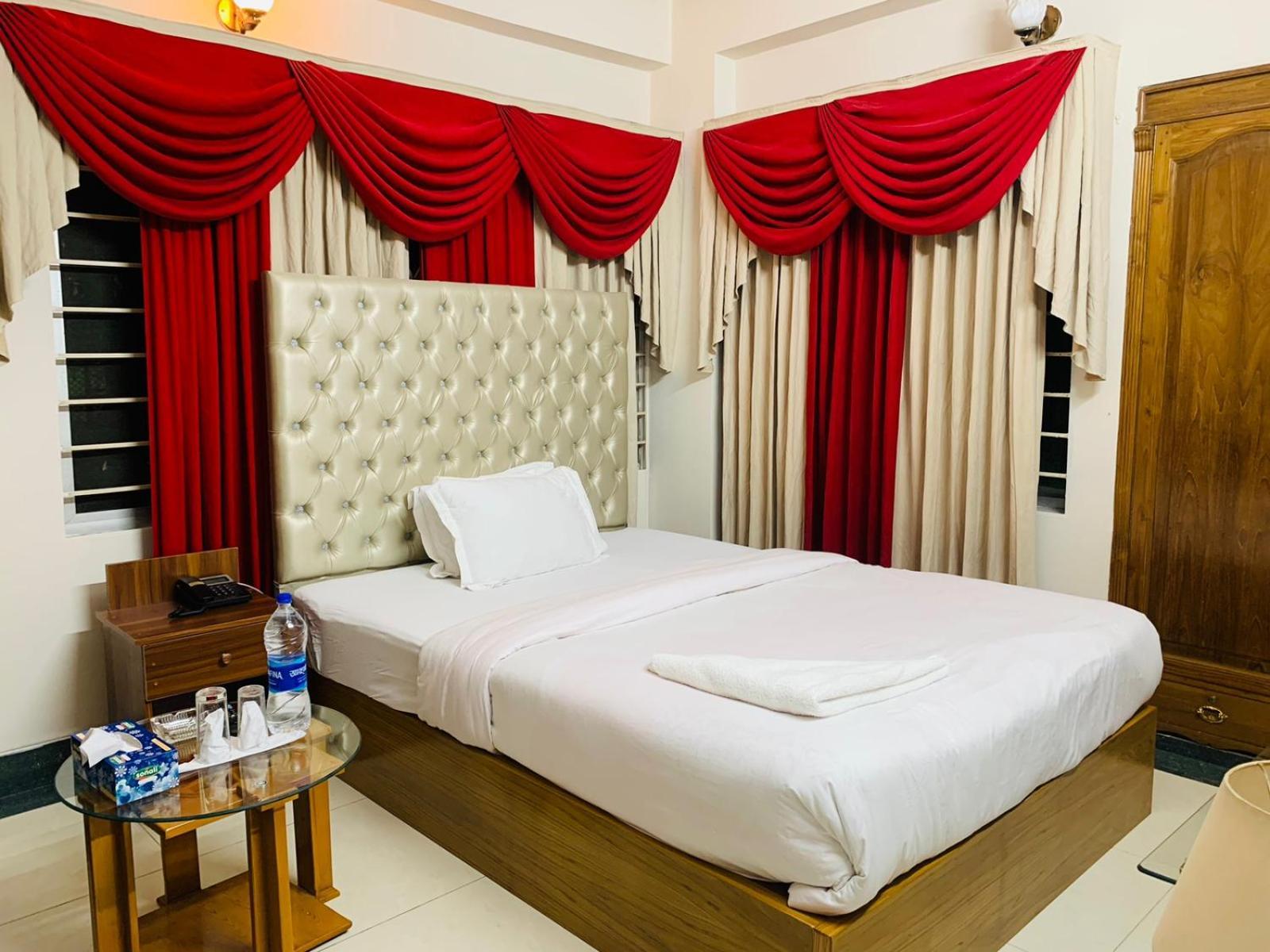 Hotel Heaven Inn Dhaka Exterior photo